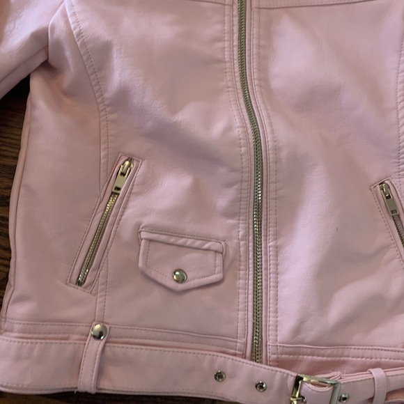 PINK FAUX LEATHER MOTO JACKET - Picture 3 of 9